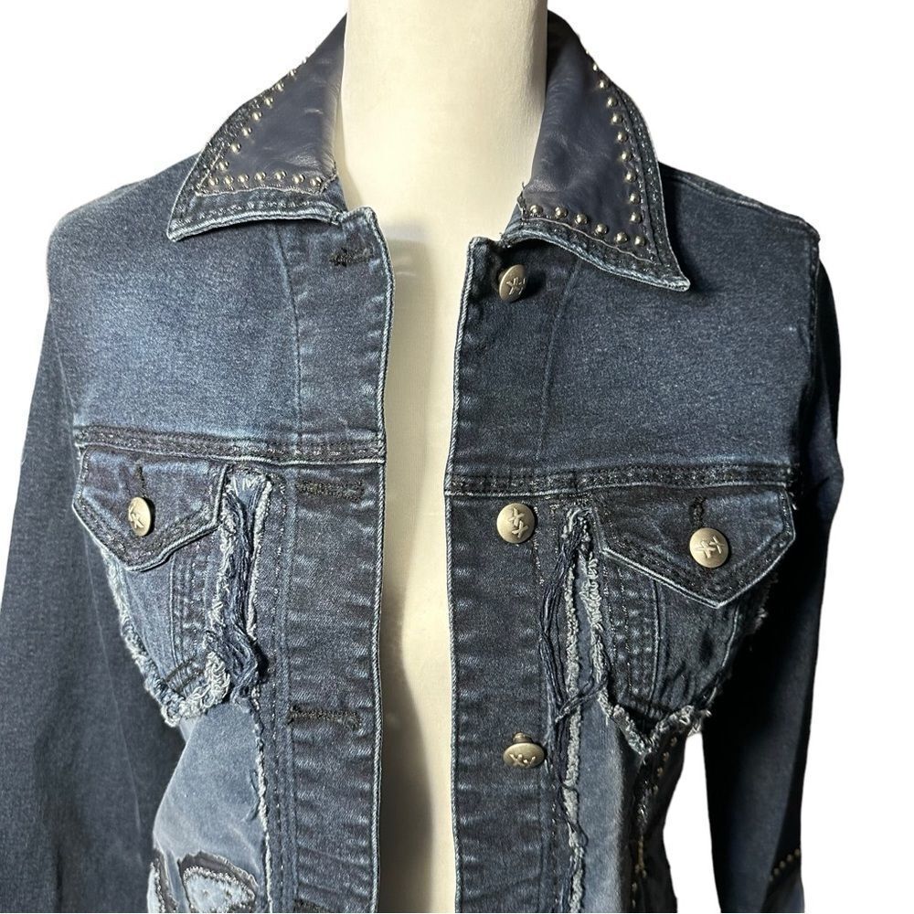 Brazil Roxx Women’s Distressed Embellished Studded Denim Jean Jacket Sz Small